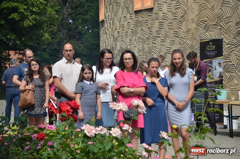 Zdjęcie w galerii na portalu naszraciborz.pl: VII Spotkanie z Afryką przy raciborskim okrąglaku  wiadomości z regionu
