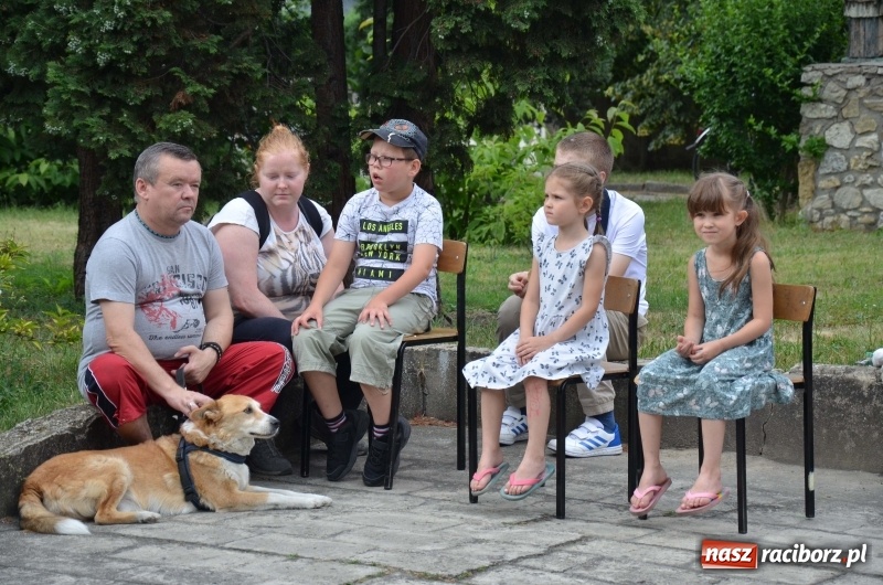 Zdjęcie w galerii na portalu naszraciborz.pl: VII Spotkanie z Afryką przy raciborskim okrąglaku  wiadomości z regionu