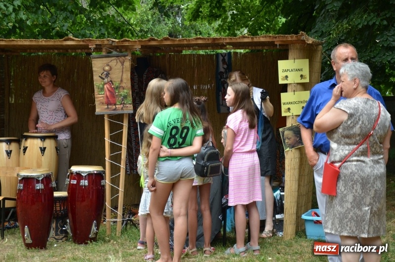 Zdjęcie w galerii na portalu naszraciborz.pl: VII Spotkanie z Afryką przy raciborskim okrąglaku  wiadomości z regionu
