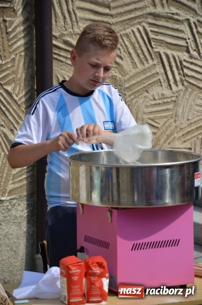 Zdjęcie w galerii na portalu naszraciborz.pl: VII Spotkanie z Afryką przy raciborskim okrąglaku  wiadomości z regionu
