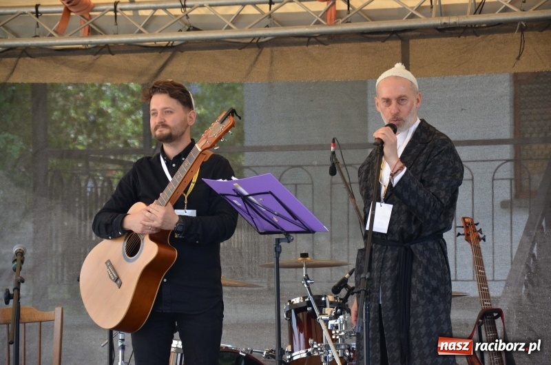 Zdjęcie w galerii na portalu naszraciborz.pl: VII Spotkanie z Afryką przy raciborskim okrąglaku  wiadomości z regionu