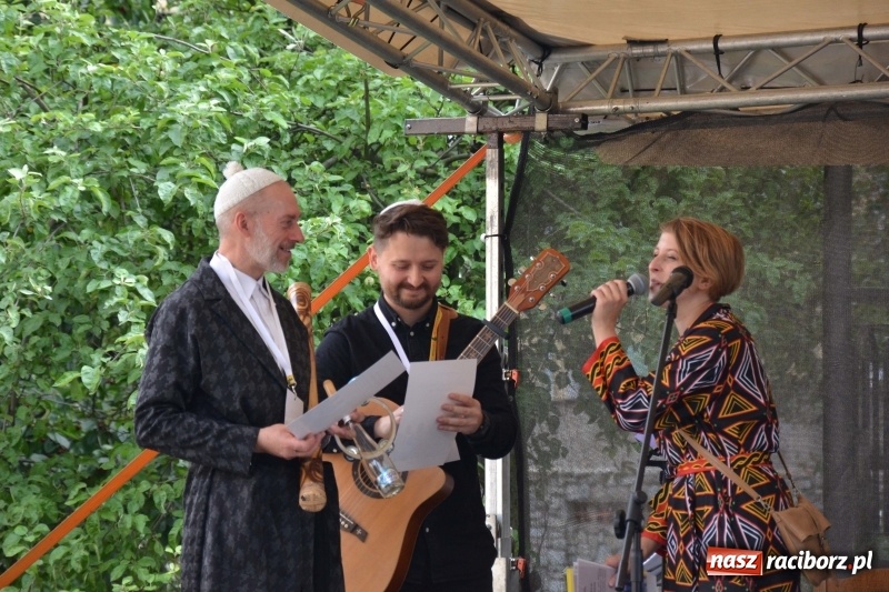 Zdjęcie w galerii na portalu naszraciborz.pl: VII Spotkanie z Afryką przy raciborskim okrąglaku  wiadomości z regionu