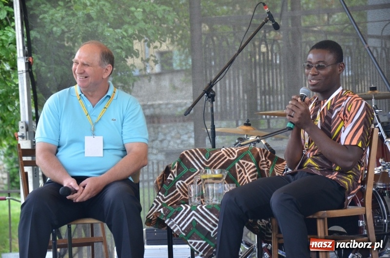 Zdjęcie w galerii na portalu naszraciborz.pl: VII Spotkanie z Afryką przy raciborskim okrąglaku  wiadomości z regionu