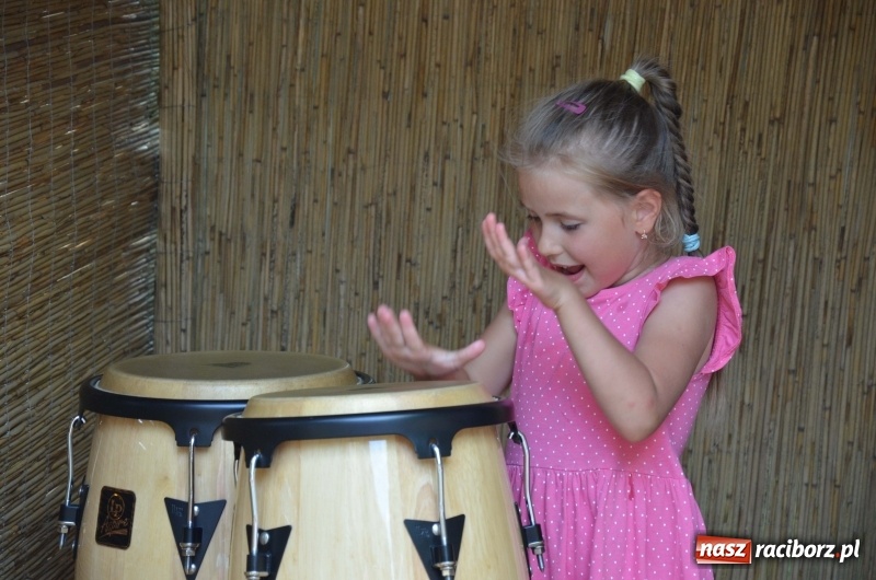 Zdjęcie w galerii na portalu naszraciborz.pl: VII Spotkanie z Afryką przy raciborskim okrąglaku  wiadomości z regionu