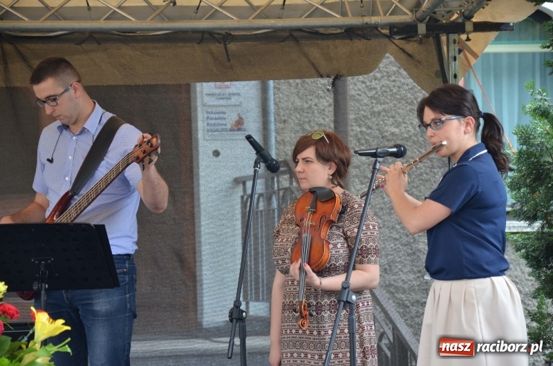 Zdjęcie w galerii na portalu naszraciborz.pl: VII Spotkanie z Afryką przy raciborskim okrąglaku  wiadomości z regionu