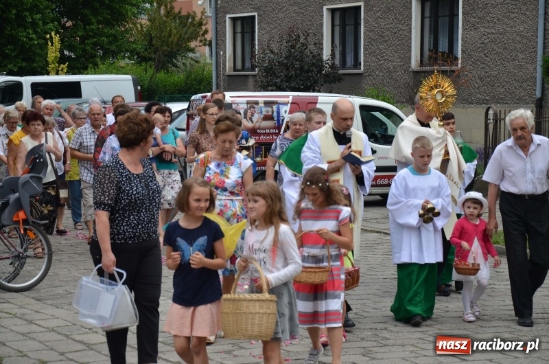 Zdjęcie w galerii na portalu naszraciborz.pl: VII Spotkanie z Afryką przy raciborskim okrąglaku  wiadomości z regionu