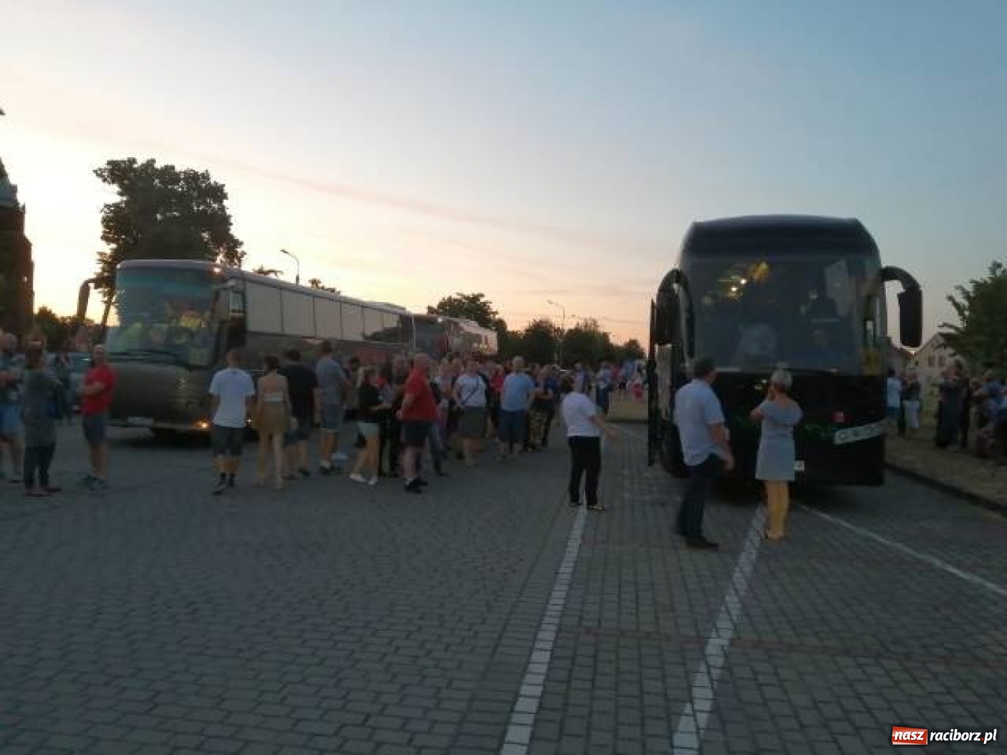 Zdjęcie w galerii na portalu naszraciborz.pl: Pierwszy turnus obozu w Pleśnej już na miejscu wiadomości z regionu