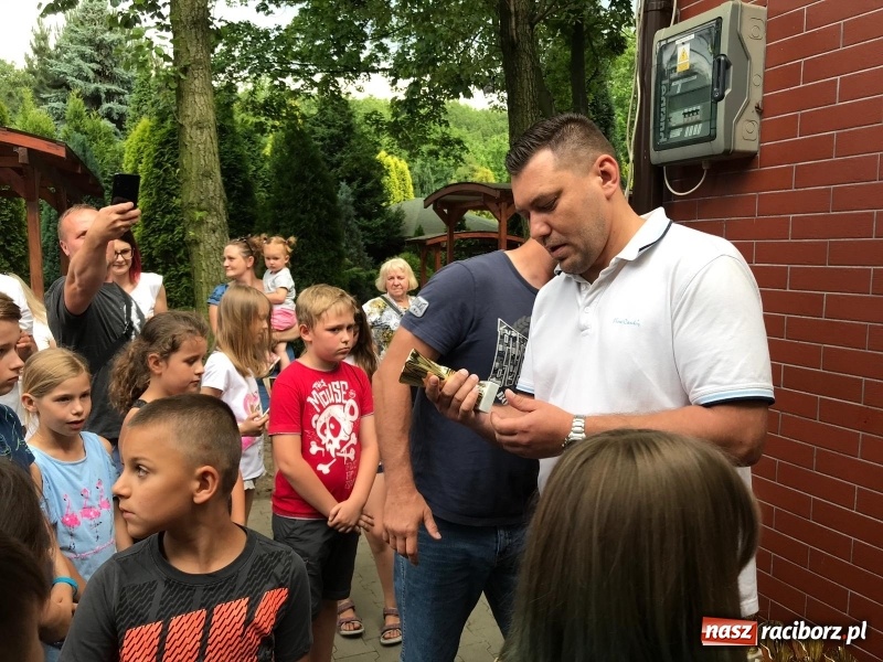 Zdjęcie w galerii na portalu naszraciborz.pl: Łamatorzy przy ognisku zakończyli sezon wiadomości z regionu