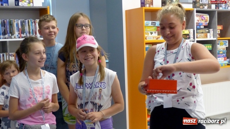 Zdjęcie w galerii na portalu naszraciborz.pl: Mały Książę na start Lata z Biblioteką [FOTO] wiadomości z regionu