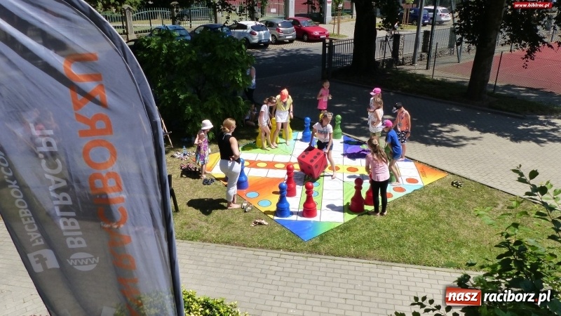 Zdjęcie w galerii na portalu naszraciborz.pl: Mały Książę na start Lata z Biblioteką [FOTO] wiadomości z regionu