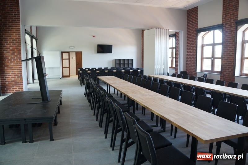 Zdjęcie w galerii na portalu naszraciborz.pl: Sąsiedzi poradzili sobie z dworcem [FOTO] wiadomości z regionu