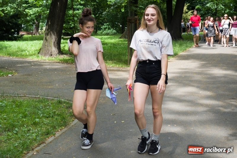 Zdjęcie w galerii na portalu naszraciborz.pl: Zaklęty łabędź. Tancerze z Polski i Czech zatańczą na stawie w parku Roth [FOTO] wiadomości z regionu