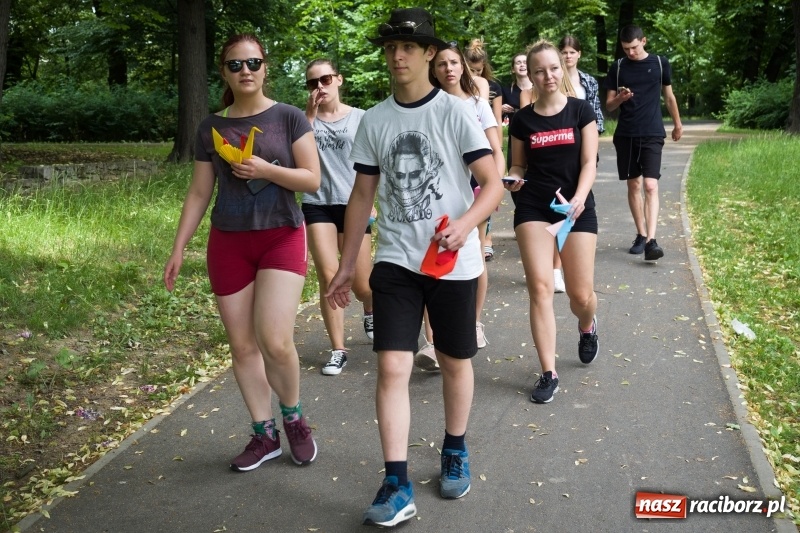 Zdjęcie w galerii na portalu naszraciborz.pl: Zaklęty łabędź. Tancerze z Polski i Czech zatańczą na stawie w parku Roth [FOTO] wiadomości z regionu