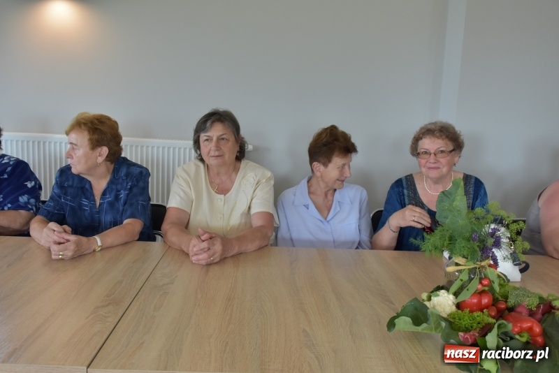 Zdjęcie w galerii na portalu naszraciborz.pl: Gotował dla szejka i na diamentowy jubileusz królowej Elżbiety. Wczoraj odwiedził Rudyszwałd wiadomości z regionu