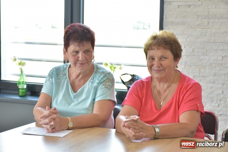 Zdjęcie w galerii na portalu naszraciborz.pl: Gotował dla szejka i na diamentowy jubileusz królowej Elżbiety. Wczoraj odwiedził Rudyszwałd wiadomości z regionu