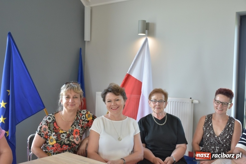 Zdjęcie w galerii na portalu naszraciborz.pl: Gotował dla szejka i na diamentowy jubileusz królowej Elżbiety. Wczoraj odwiedził Rudyszwałd wiadomości z regionu