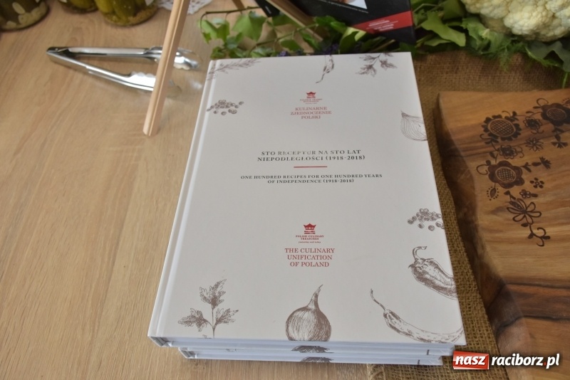 Zdjęcie w galerii na portalu naszraciborz.pl: Gotował dla szejka i na diamentowy jubileusz królowej Elżbiety. Wczoraj odwiedził Rudyszwałd wiadomości z regionu