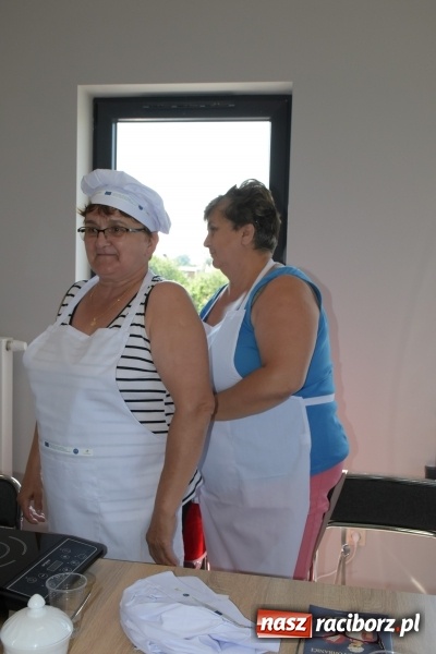 Zdjęcie w galerii na portalu naszraciborz.pl: Gotował dla szejka i na diamentowy jubileusz królowej Elżbiety. Wczoraj odwiedził Rudyszwałd wiadomości z regionu