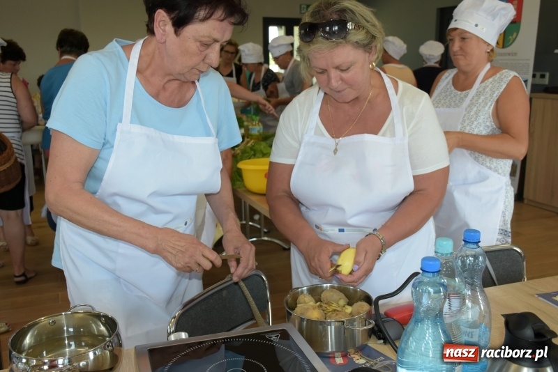 Zdjęcie w galerii na portalu naszraciborz.pl: Gotował dla szejka i na diamentowy jubileusz królowej Elżbiety. Wczoraj odwiedził Rudyszwałd wiadomości z regionu