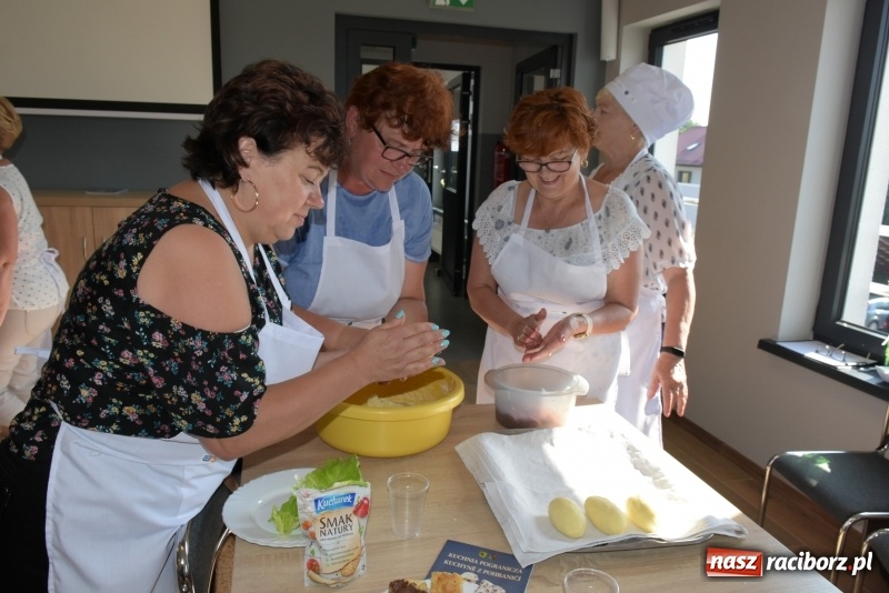 Zdjęcie w galerii na portalu naszraciborz.pl: Gotował dla szejka i na diamentowy jubileusz królowej Elżbiety. Wczoraj odwiedził Rudyszwałd wiadomości z regionu