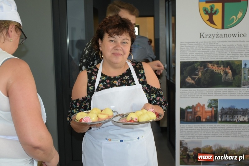 Zdjęcie w galerii na portalu naszraciborz.pl: Gotował dla szejka i na diamentowy jubileusz królowej Elżbiety. Wczoraj odwiedził Rudyszwałd wiadomości z regionu