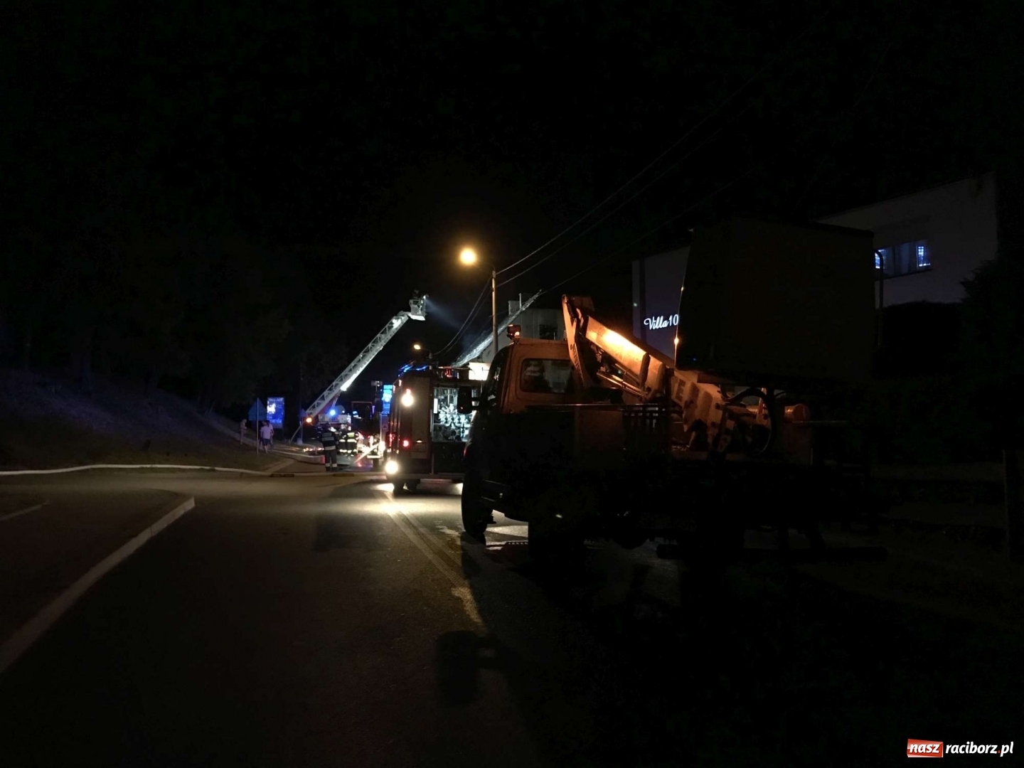 Zdjęcie w galerii na portalu naszraciborz.pl: Pożar budynku w Pawłowie. Możliwe podpalenie [FOTO]  wiadomości z regionu