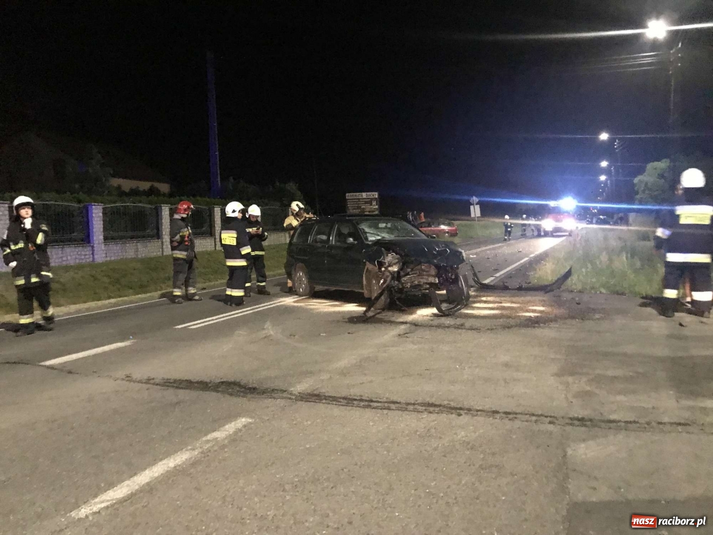Zdjęcie w galerii na portalu naszraciborz.pl: Zderzenie BMW i seata w Kornicach [FOTO] wiadomości z regionu