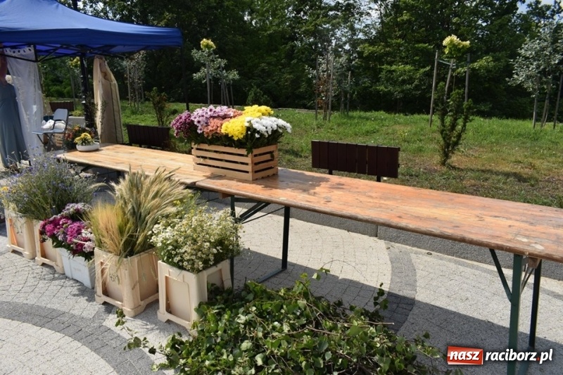 Zdjęcie w galerii na portalu naszraciborz.pl: Wianki w Rudzie, czyli I Noc Świętojańska w Kuźni Raciborskiej wiadomości z regionu