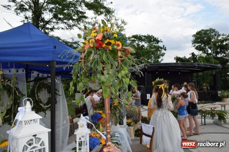 Zdjęcie w galerii na portalu naszraciborz.pl: Wianki w Rudzie, czyli I Noc Świętojańska w Kuźni Raciborskiej wiadomości z regionu