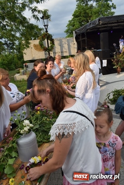 Zdjęcie w galerii na portalu naszraciborz.pl: Wianki w Rudzie, czyli I Noc Świętojańska w Kuźni Raciborskiej wiadomości z regionu