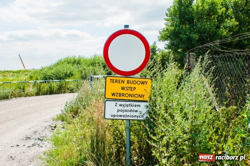 Zdjęcie w galerii na portalu naszraciborz.pl: Zbiornik Racibórz to plac budowy. Kto odpowiada za bezpieczeństwo?  wiadomości z regionu
