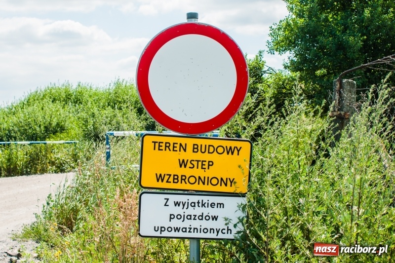 Zdjęcie w galerii na portalu naszraciborz.pl: Zbiornik Racibórz to plac budowy. Kto odpowiada za bezpieczeństwo?  wiadomości z regionu