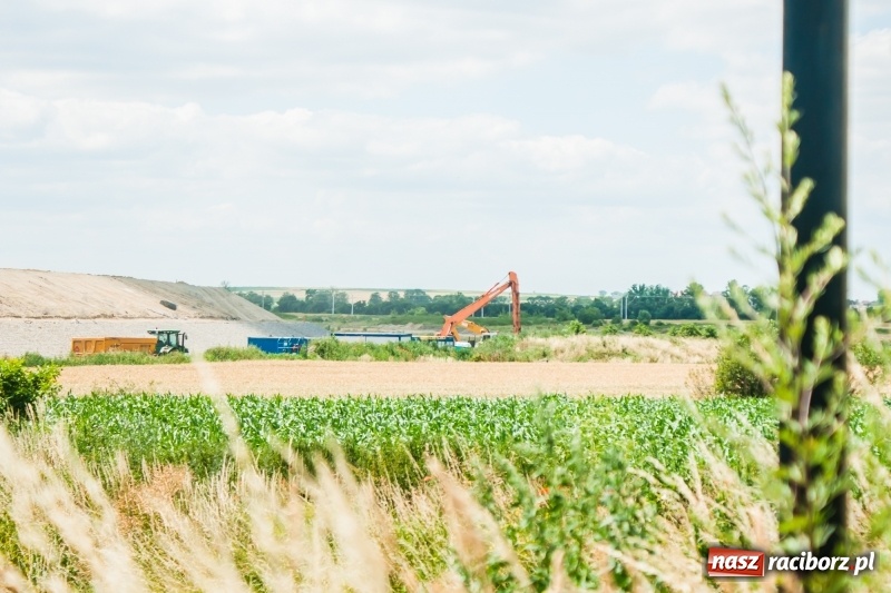 Zdjęcie w galerii na portalu naszraciborz.pl: Zbiornik Racibórz to plac budowy. Kto odpowiada za bezpieczeństwo?  wiadomości z regionu