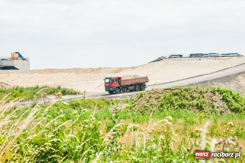 Zdjęcie w galerii na portalu naszraciborz.pl: Zbiornik Racibórz to plac budowy. Kto odpowiada za bezpieczeństwo?  wiadomości z regionu