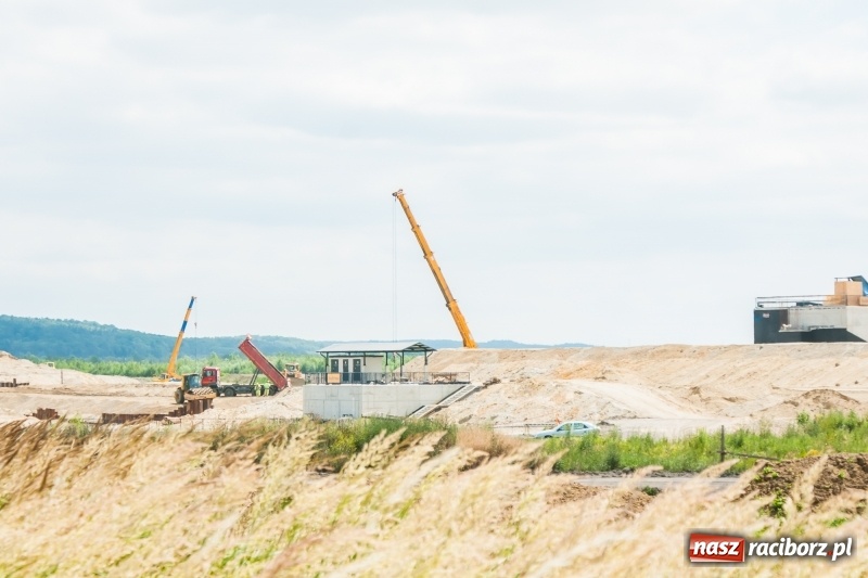 Zdjęcie w galerii na portalu naszraciborz.pl: Zbiornik Racibórz to plac budowy. Kto odpowiada za bezpieczeństwo?  wiadomości z regionu