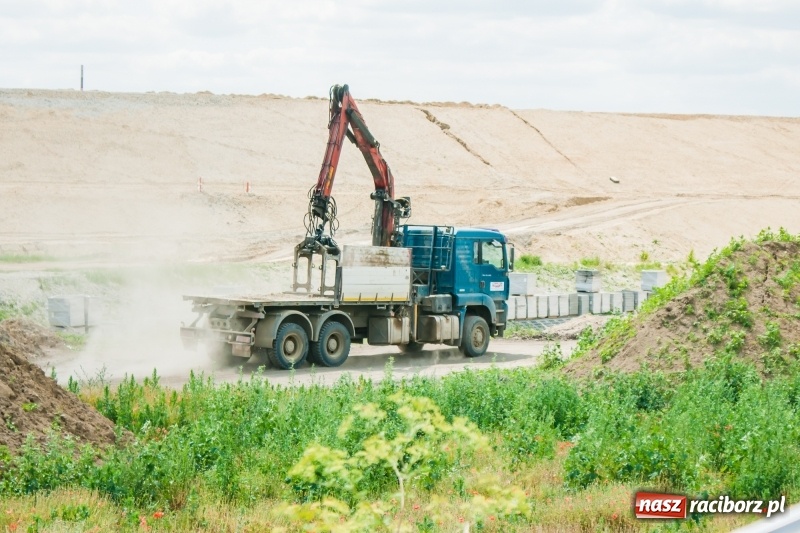 Zdjęcie w galerii na portalu naszraciborz.pl: Zbiornik Racibórz to plac budowy. Kto odpowiada za bezpieczeństwo?  wiadomości z regionu