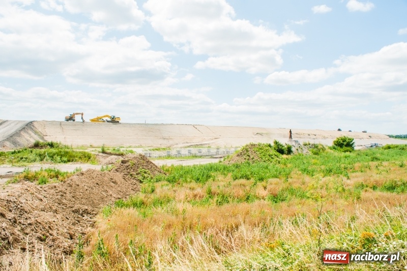 Zdjęcie w galerii na portalu naszraciborz.pl: Zbiornik Racibórz to plac budowy. Kto odpowiada za bezpieczeństwo?  wiadomości z regionu