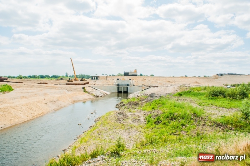Zdjęcie w galerii na portalu naszraciborz.pl: Zbiornik Racibórz to plac budowy. Kto odpowiada za bezpieczeństwo?  wiadomości z regionu