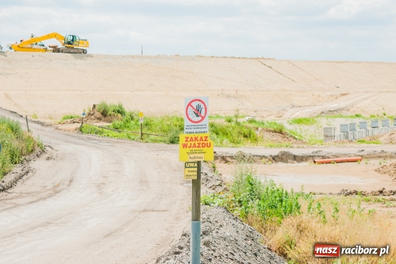 Zdjęcie w galerii na portalu naszraciborz.pl: Zbiornik Racibórz to plac budowy. Kto odpowiada za bezpieczeństwo?  wiadomości z regionu