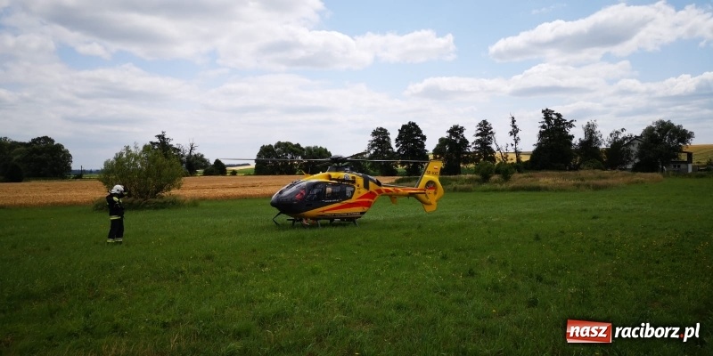 Zdjęcie w galerii na portalu naszraciborz.pl: Wypadek w Krzanowicach. Lądował śmigłowiec LPR [FOTO i WIDEO] wiadomości z regionu