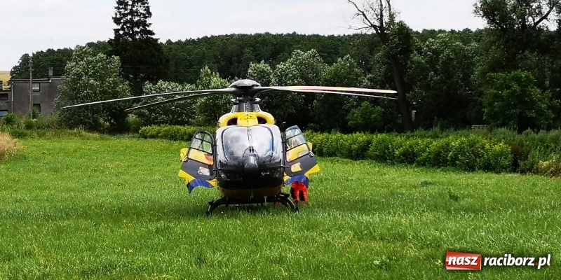 Zdjęcie w galerii na portalu naszraciborz.pl: Wypadek w Krzanowicach. Lądował śmigłowiec LPR [FOTO i WIDEO] wiadomości z regionu