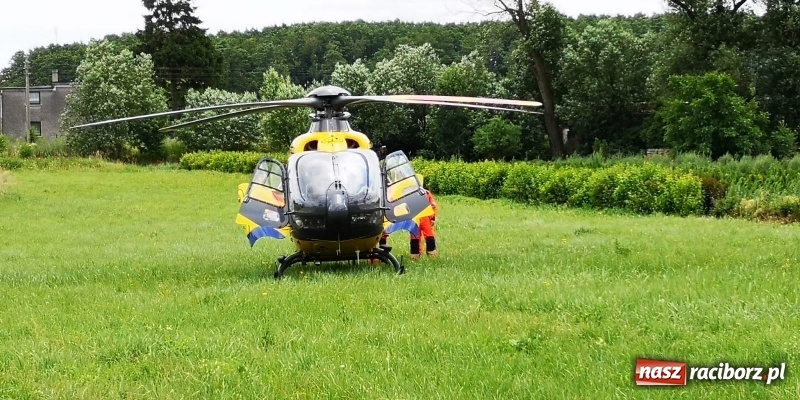 Zdjęcie w galerii na portalu naszraciborz.pl: Wypadek w Krzanowicach. Lądował śmigłowiec LPR [FOTO i WIDEO] wiadomości z regionu