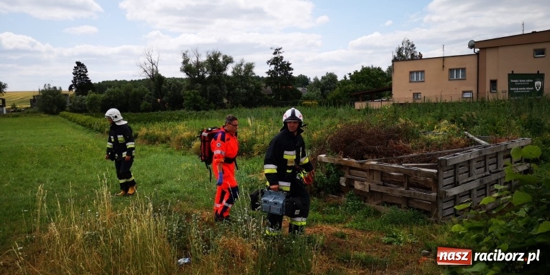 Zdjęcie w galerii na portalu naszraciborz.pl: Wypadek w Krzanowicach. Lądował śmigłowiec LPR [FOTO i WIDEO] wiadomości z regionu