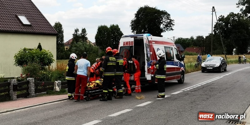 Zdjęcie w galerii na portalu naszraciborz.pl: Wypadek w Krzanowicach. Lądował śmigłowiec LPR [FOTO i WIDEO] wiadomości z regionu
