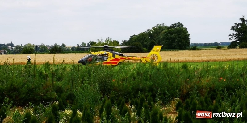 Zdjęcie w galerii na portalu naszraciborz.pl: Wypadek w Krzanowicach. Lądował śmigłowiec LPR [FOTO i WIDEO] wiadomości z regionu