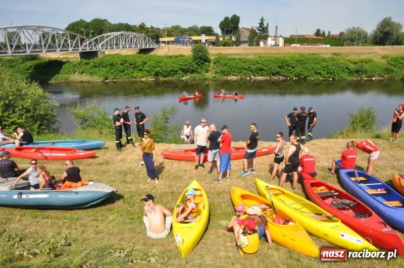 Zdjęcie w galerii na portalu naszraciborz.pl: Otwarcie Meandrów Odry w retro klimacie [FOTO i WIDEO] wiadomości z regionu