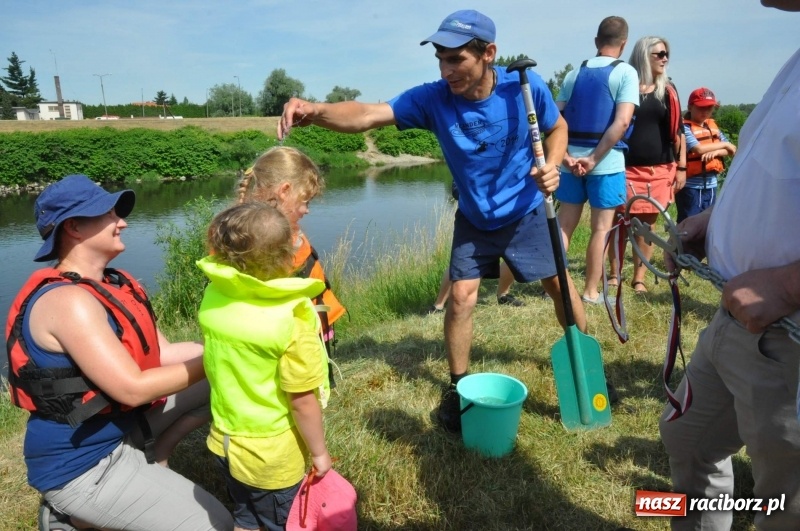Zdjęcie w galerii na portalu naszraciborz.pl: Otwarcie Meandrów Odry w retro klimacie [FOTO i WIDEO] wiadomości z regionu