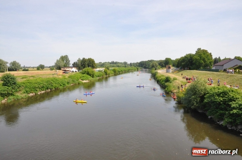 Zdjęcie w galerii na portalu naszraciborz.pl: Otwarcie Meandrów Odry w retro klimacie [FOTO i WIDEO] wiadomości z regionu