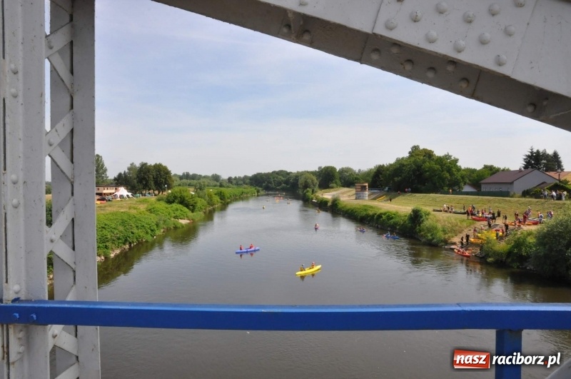 Zdjęcie w galerii na portalu naszraciborz.pl: Otwarcie Meandrów Odry w retro klimacie [FOTO i WIDEO] wiadomości z regionu