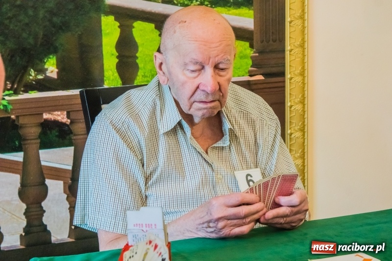 Zdjęcie w galerii na portalu naszraciborz.pl: Raciborskie Stowarzyszenie Brydżowe podsumowało sezon [FOTO] wiadomości z regionu